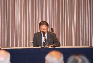 明海大学・朝日大学歯学部生涯研修部20周年記念式典